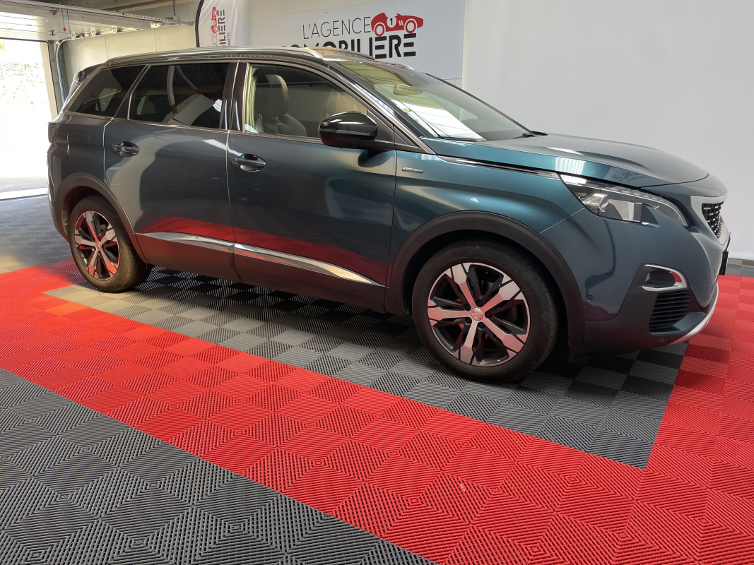 Peugeot 5008 — 10