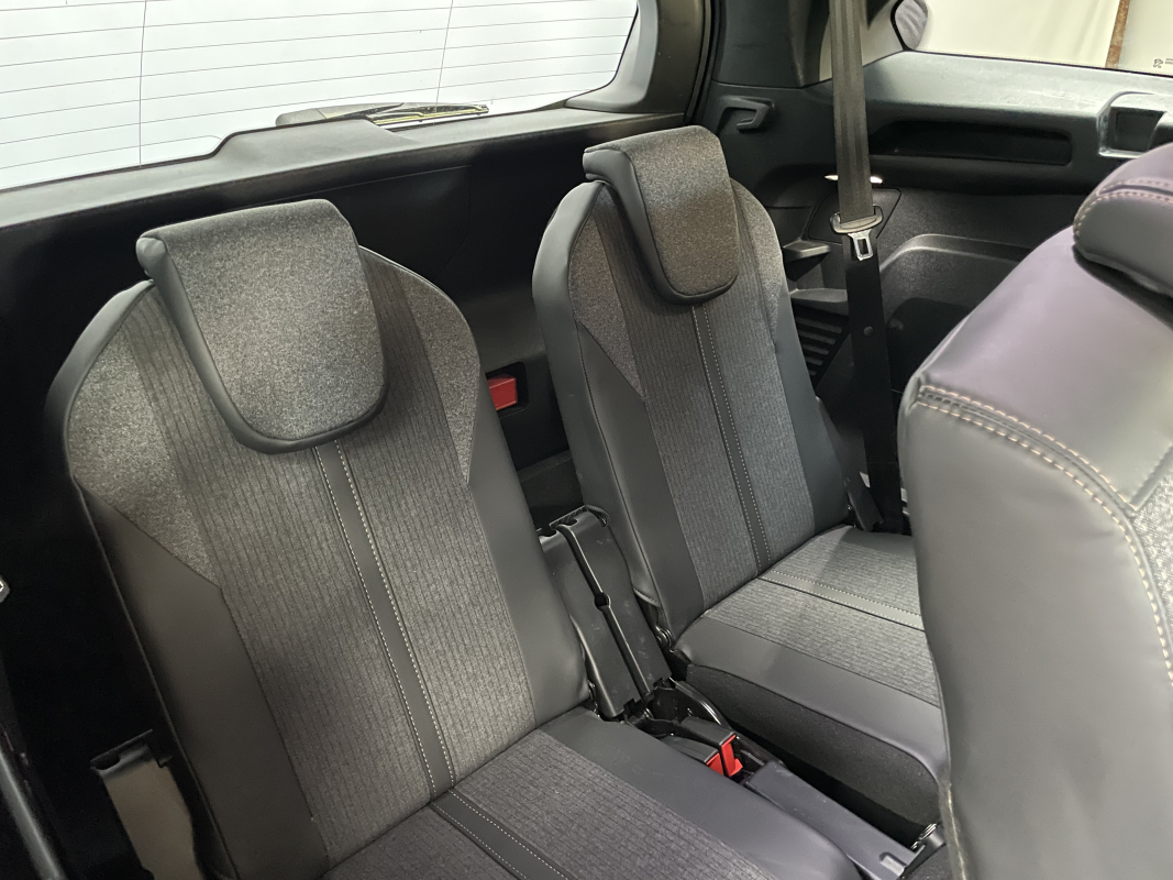 Peugeot 5008 — 37