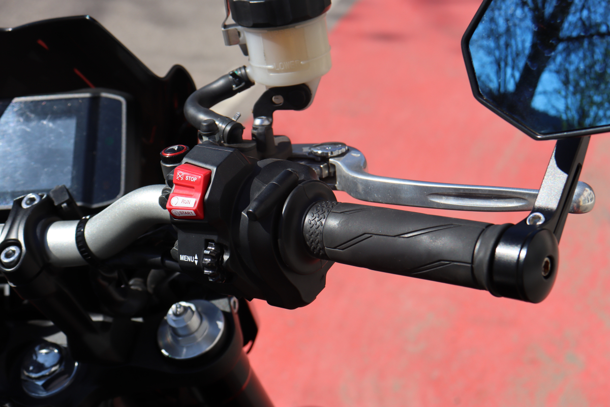 Yamaha MT09 — 7