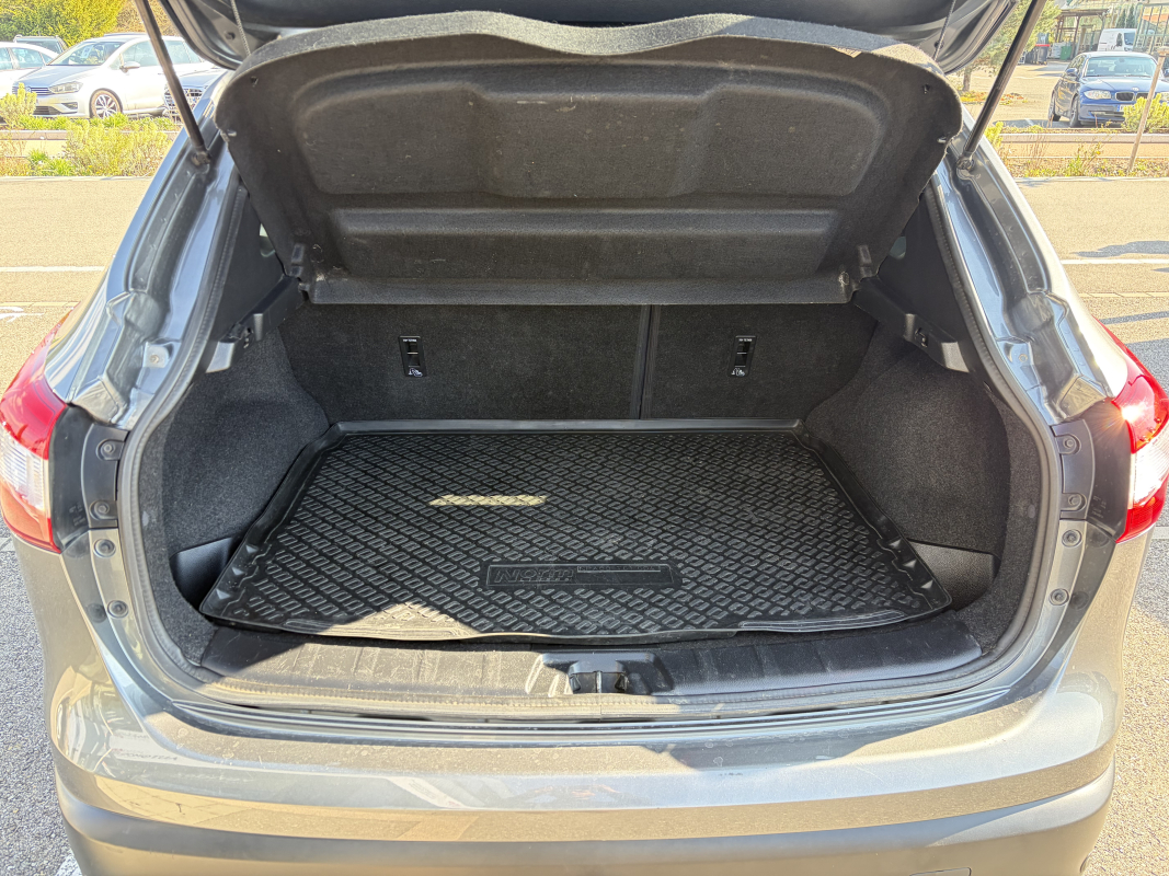 Nissan Qashqai — 5