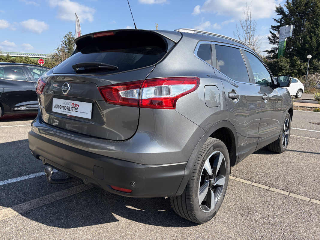 Nissan Qashqai — 2