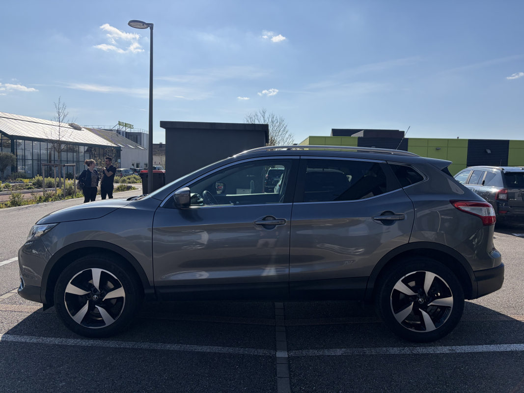 Nissan Qashqai — 28