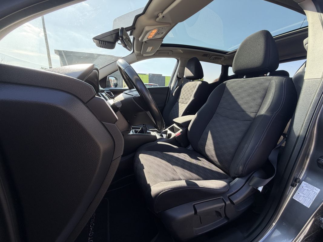 Nissan Qashqai — 10