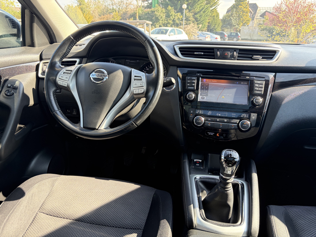 Nissan Qashqai — 15