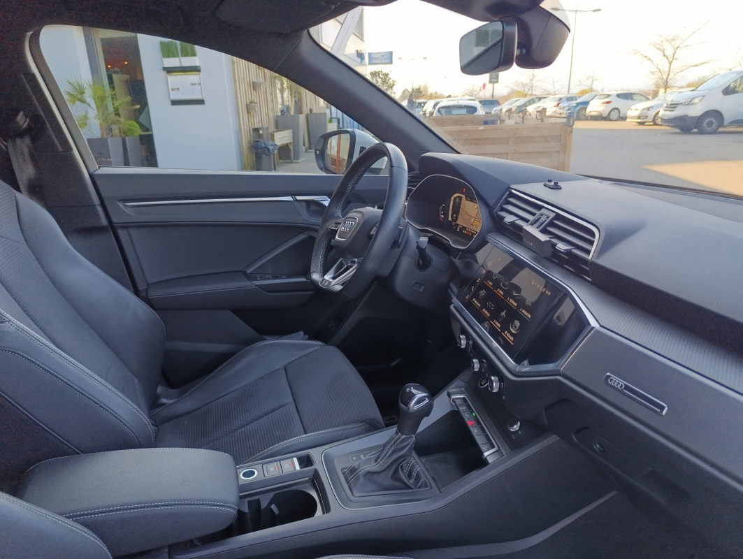 Audi Q3 Sportback — 13