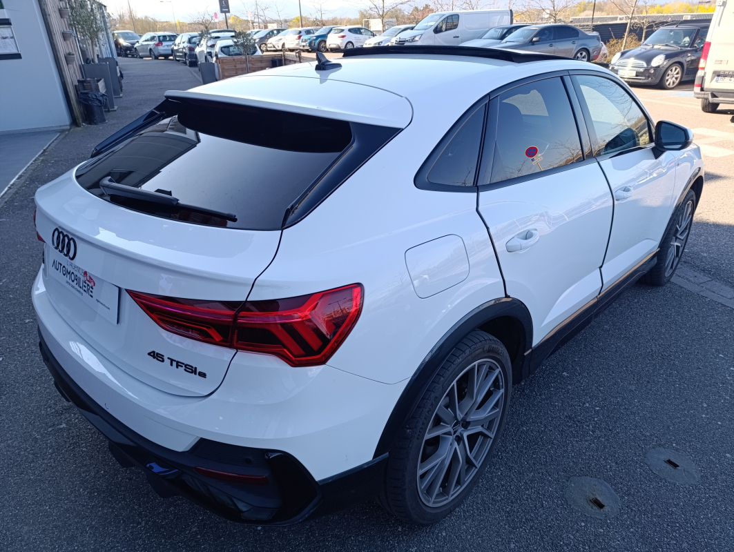 Audi Q3 Sportback — 9