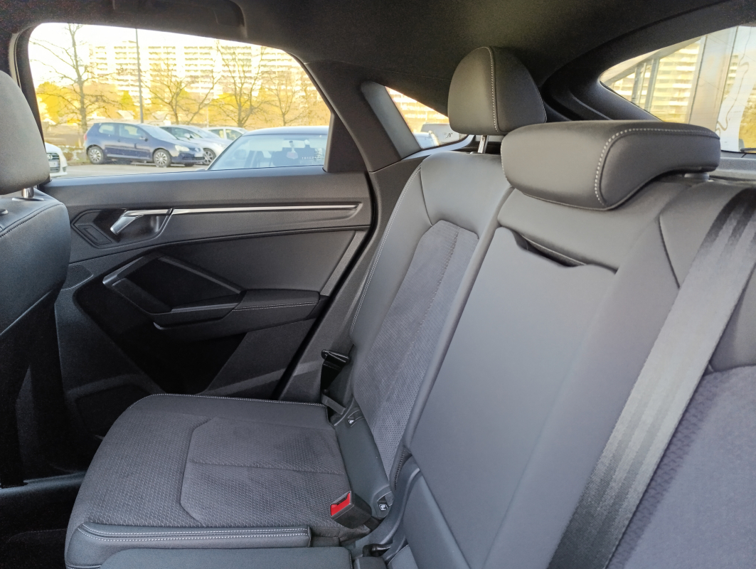 Audi Q3 Sportback — 18