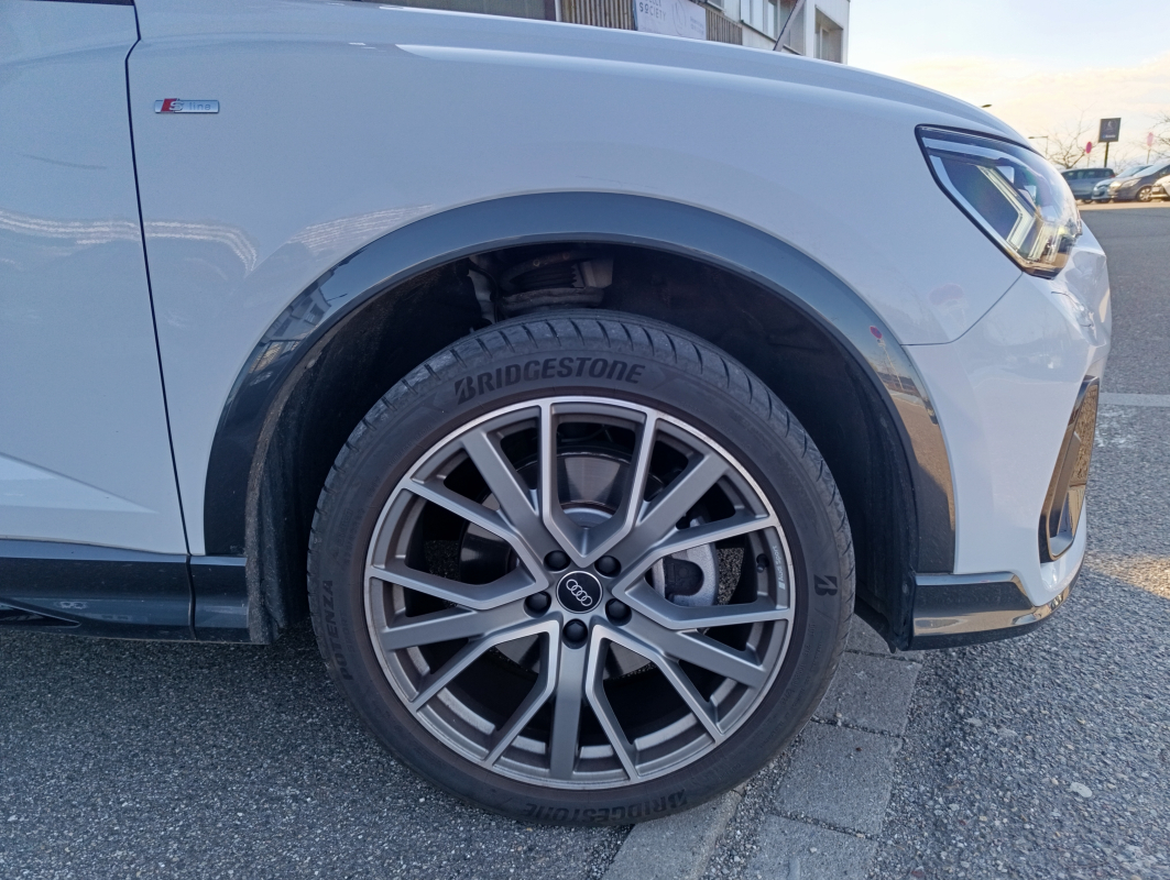 Audi Q3 Sportback — 33