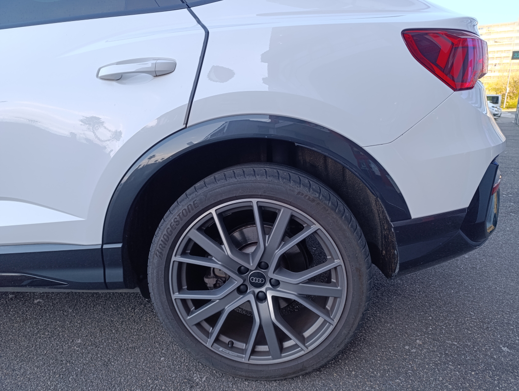 Audi Q3 Sportback — 36