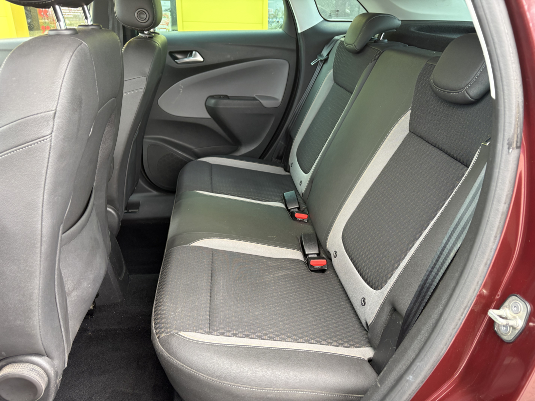 Opel Crossland x — 11
