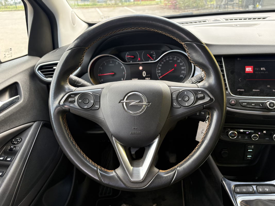Opel Crossland x — 14