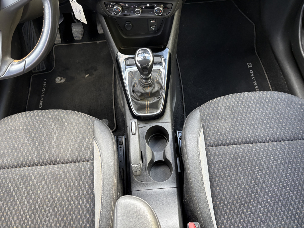 Opel Crossland x — 17
