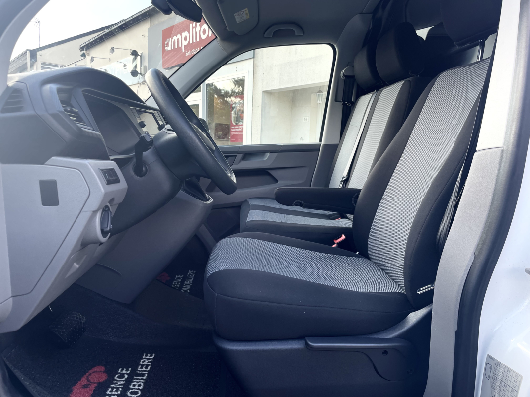 Volkswagen Transporter — 11