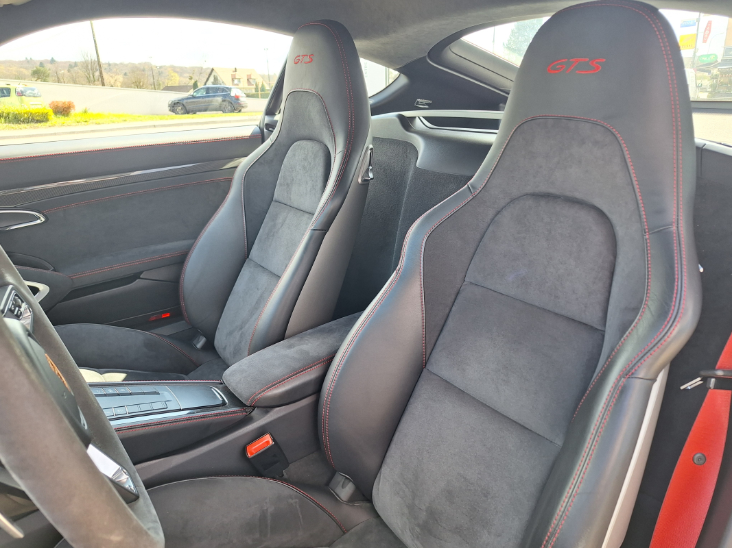Porsche Cayman — 13
