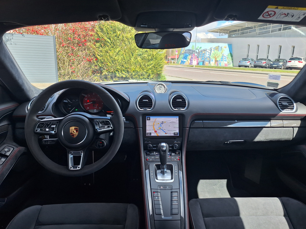 Porsche Cayman — 19