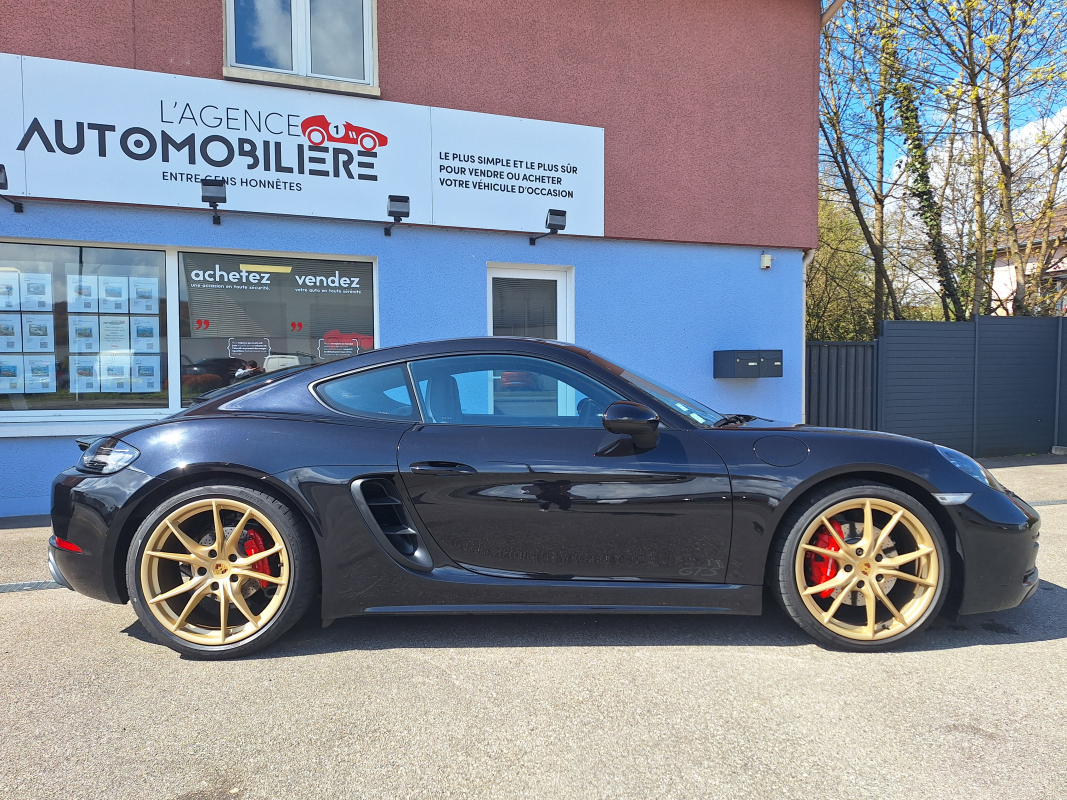Porsche Cayman — 8