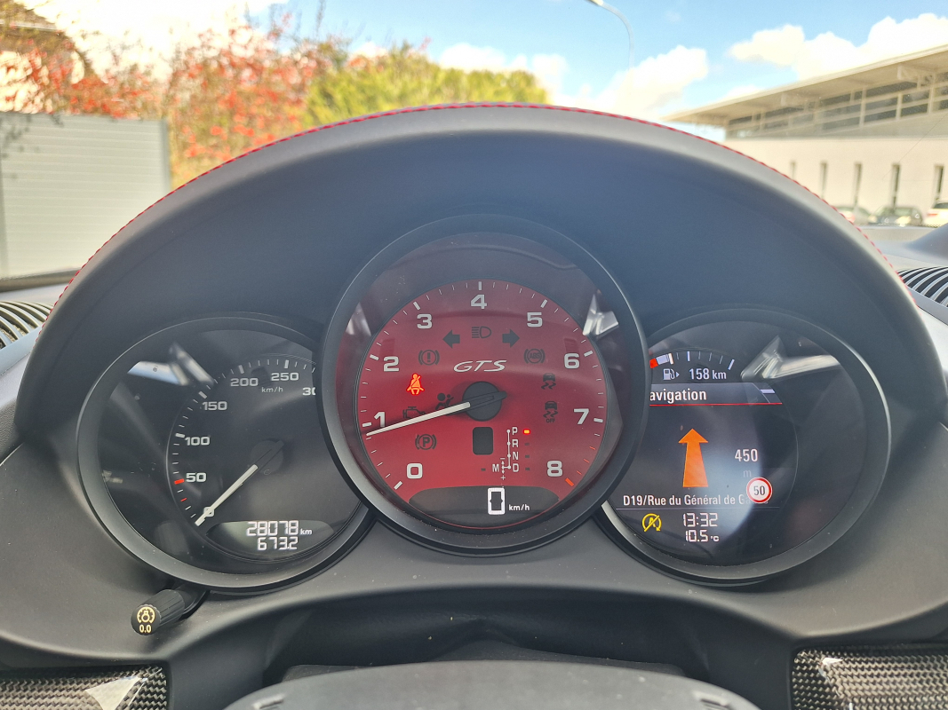 Porsche Cayman — 26