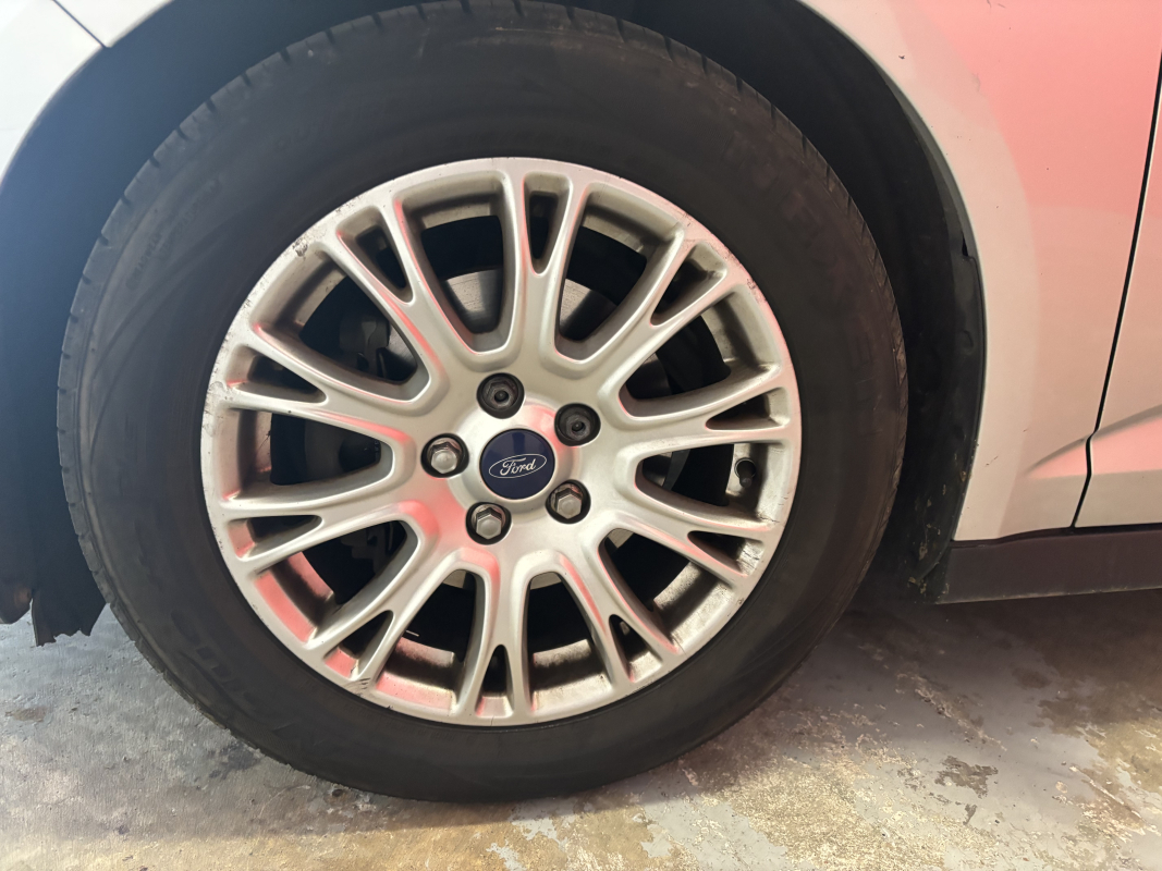 Ford C-Max — 29