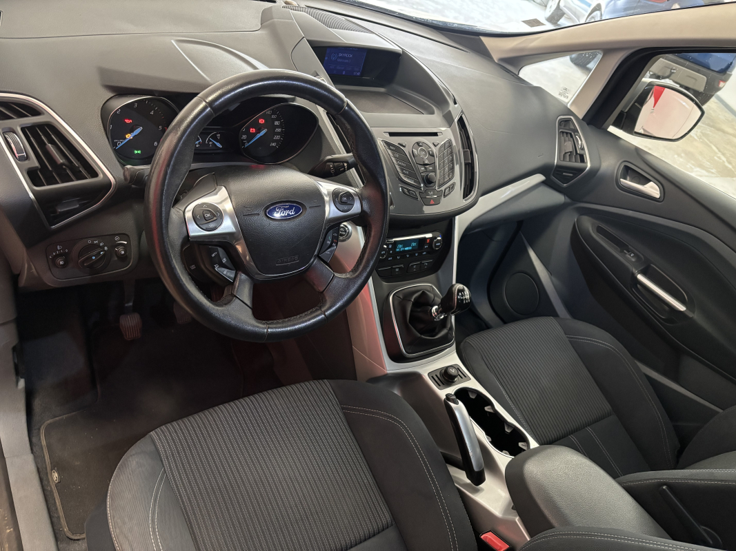 Ford C-Max — 13