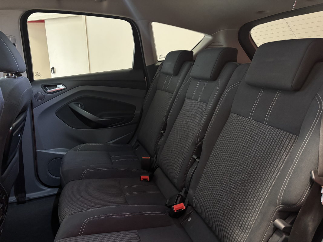 Ford C-Max — 15