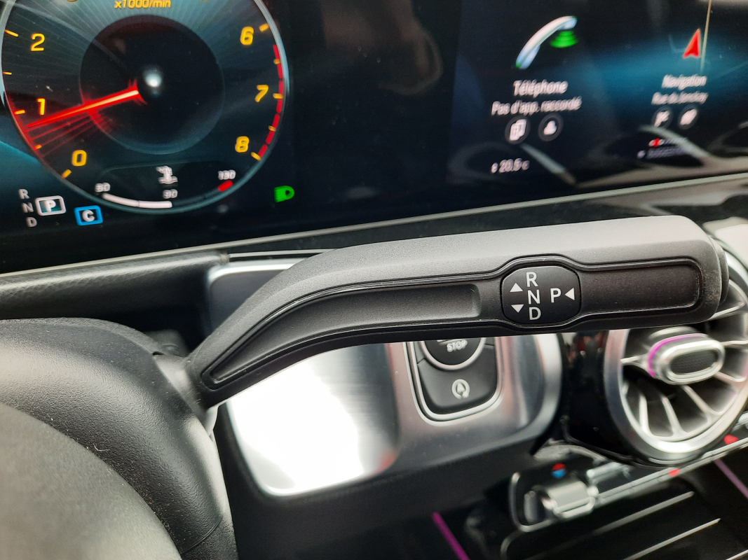 Mercedes GLB — 12
