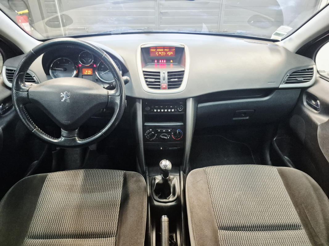 Peugeot 207 — 16