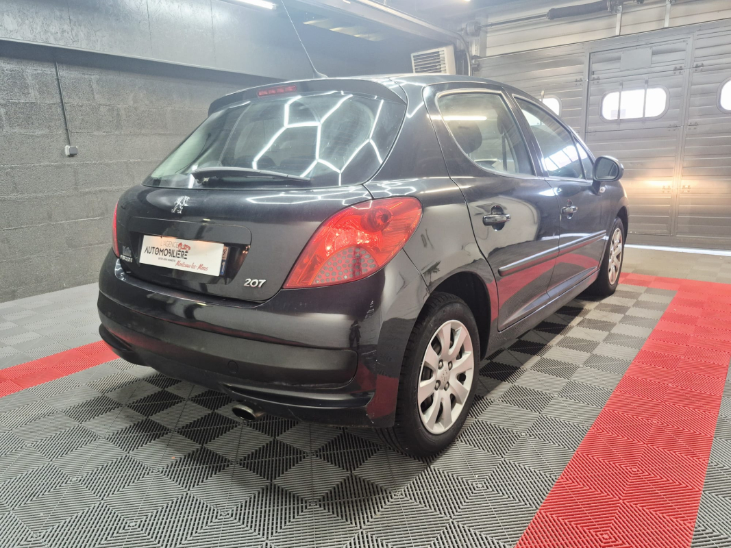 Peugeot 207 — 5
