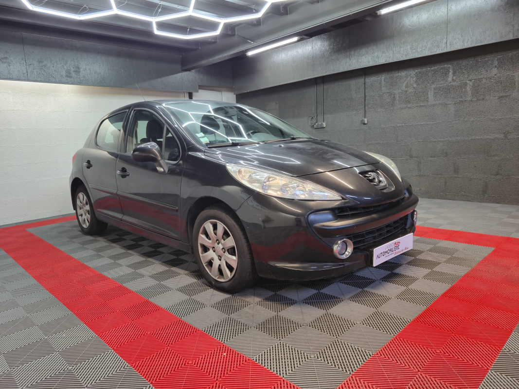 Peugeot 207 — 3
