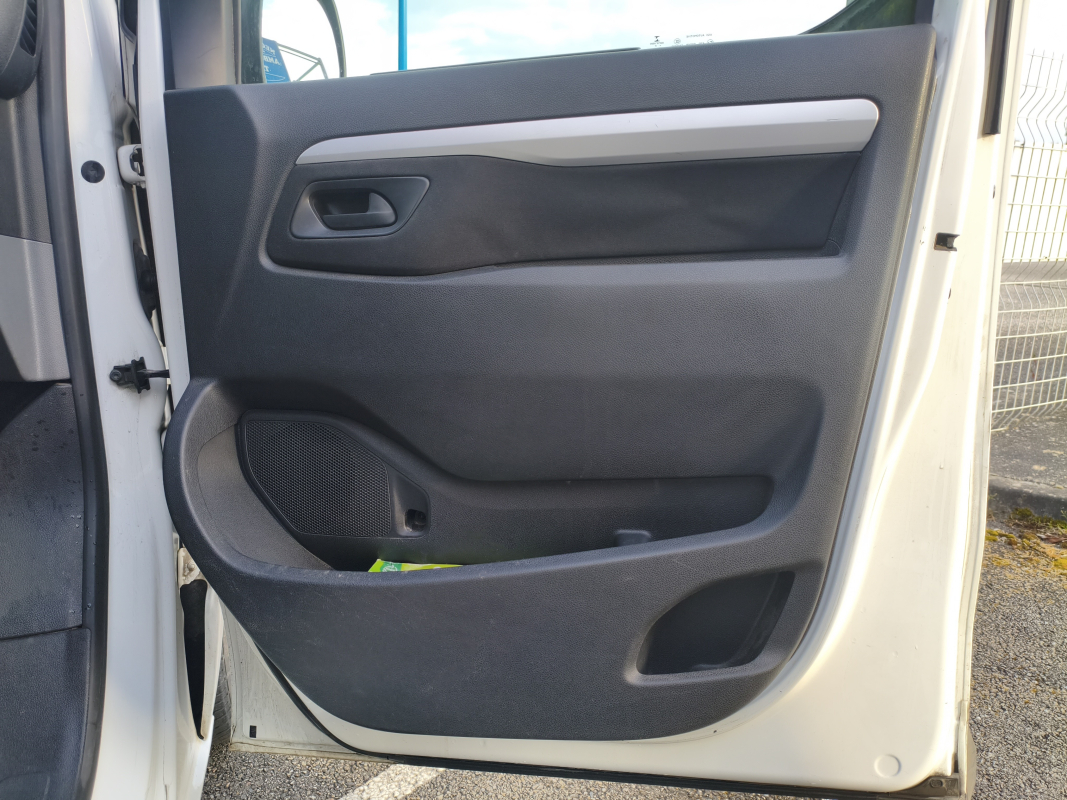 Citroen Jumpy — 17