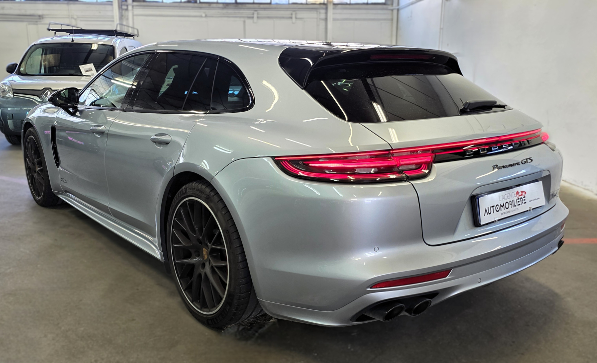 Porsche Panamera — 5