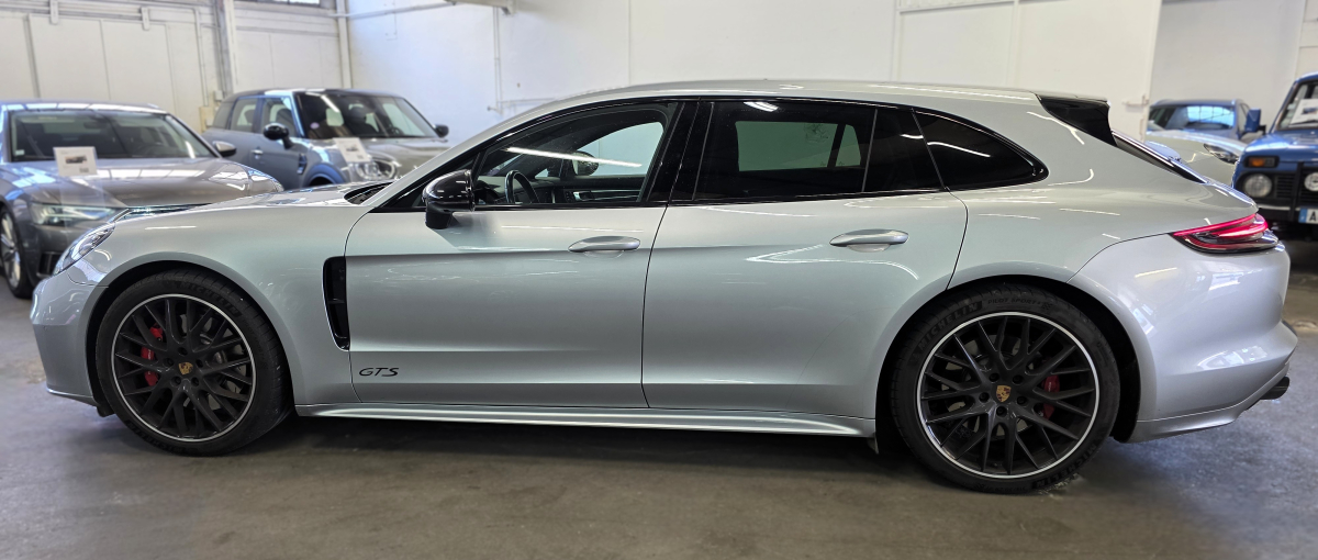 Porsche Panamera — 25