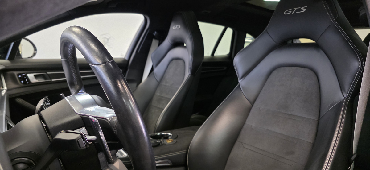 Porsche Panamera — 23