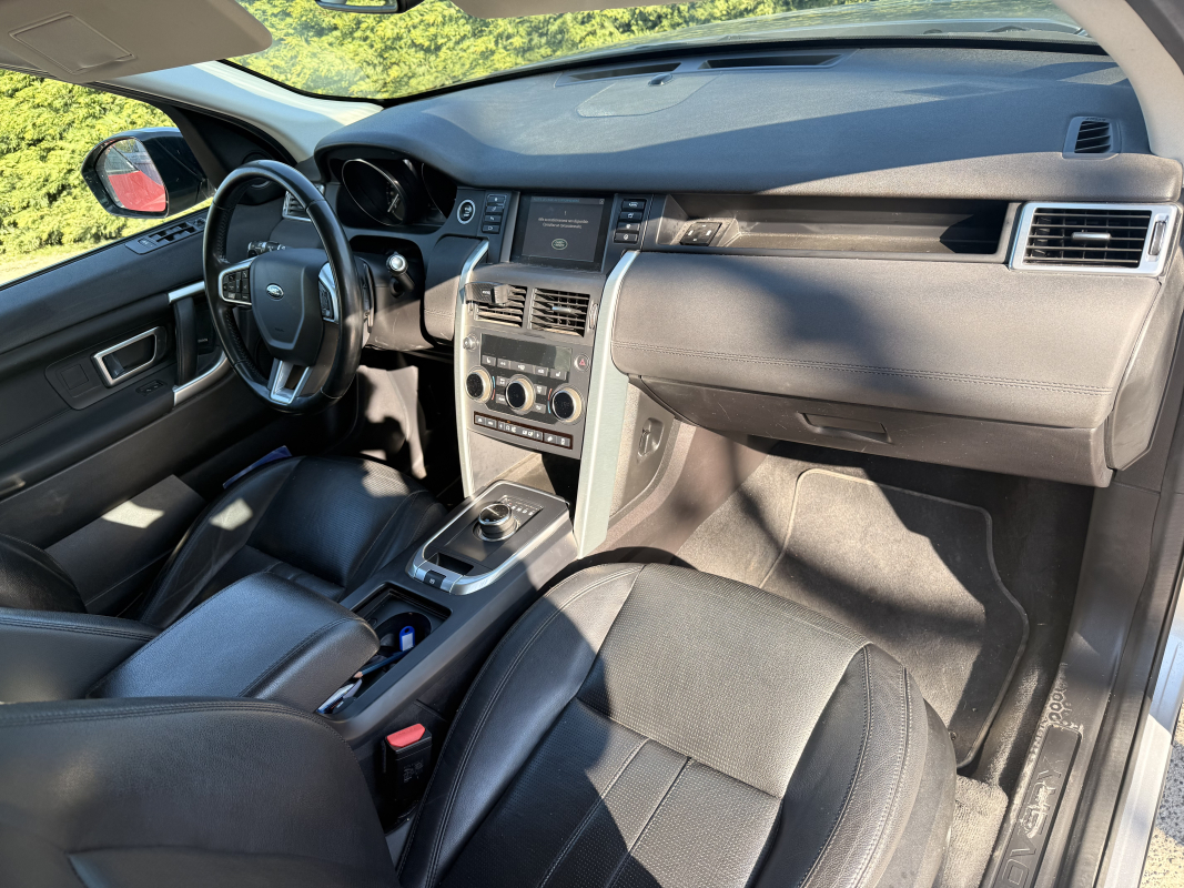 Land Rover Discovery Sport — 11