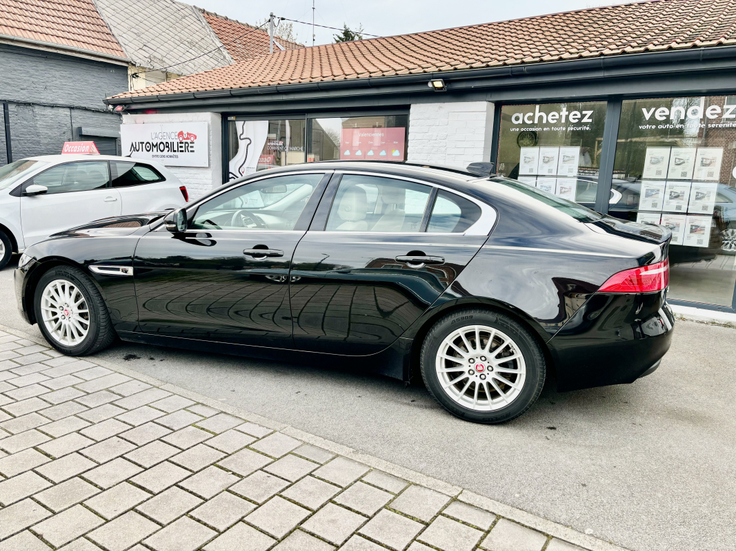 Jaguar XE — 2