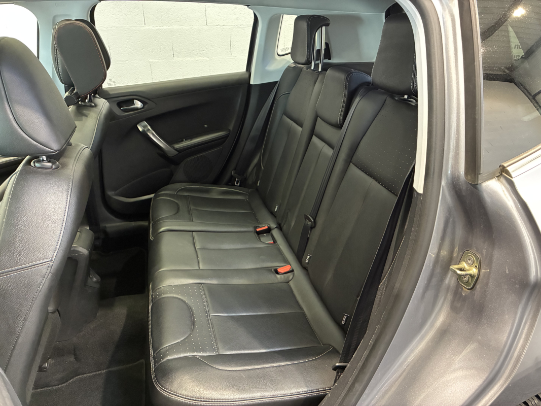 Peugeot 2008 — 15