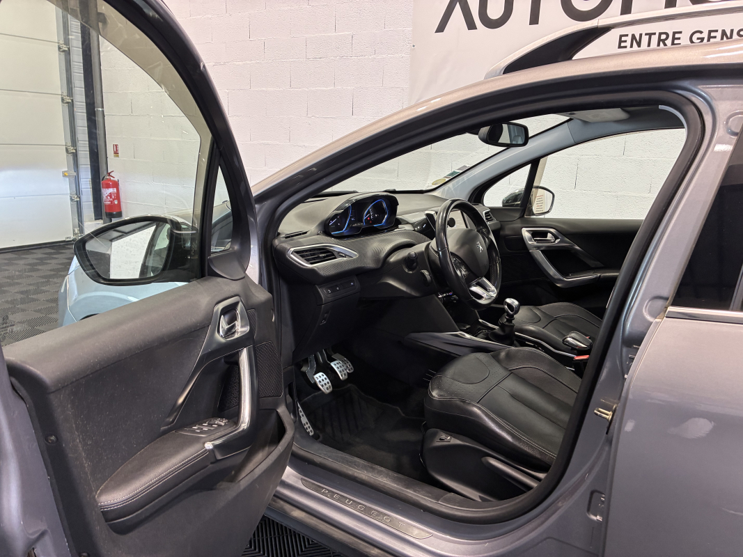 Peugeot 2008 — 11