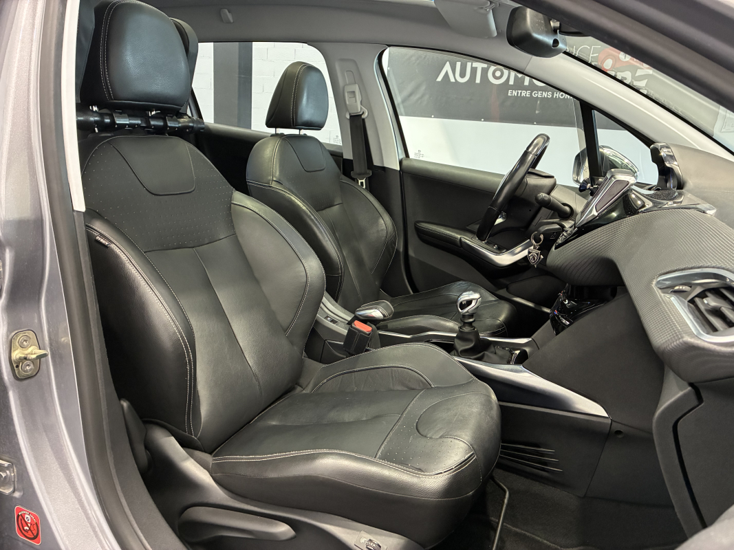 Peugeot 2008 — 21