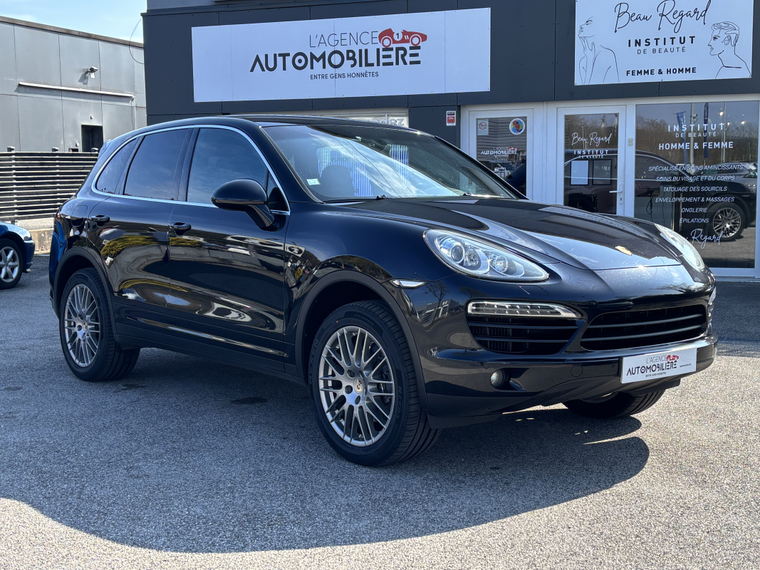 Porsche Cayenne — 12