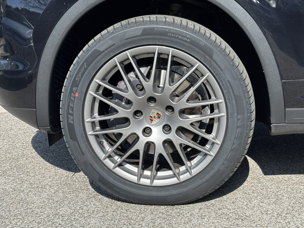 Porsche Cayenne — 29
