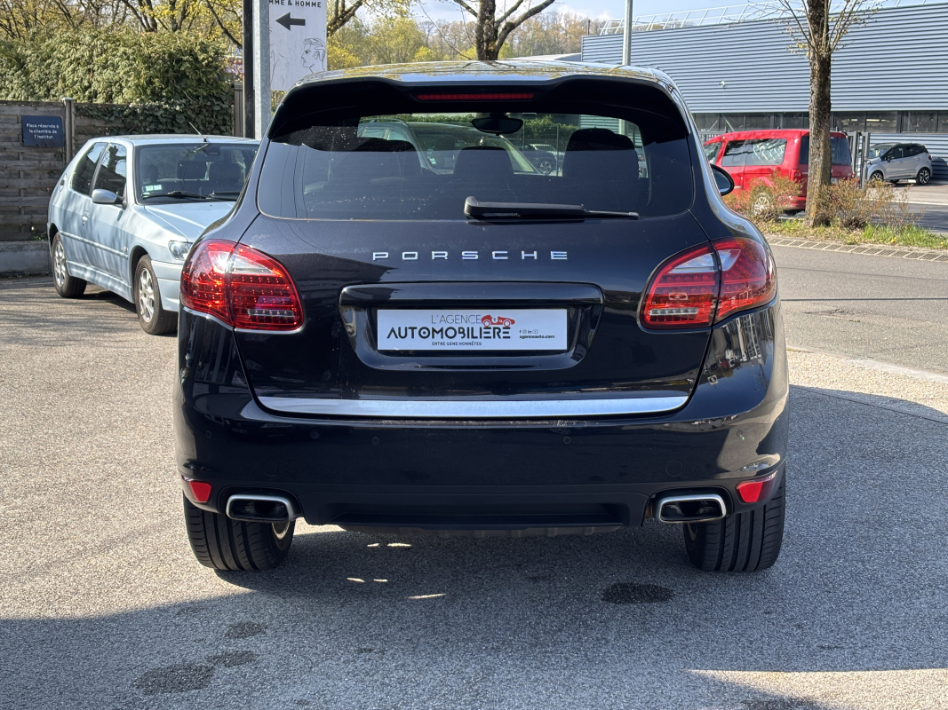 Porsche Cayenne — 9