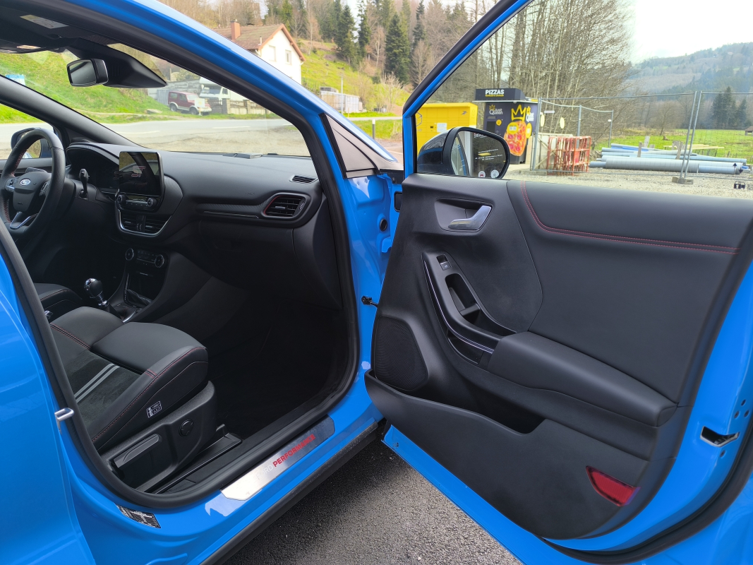 Ford Puma — 24