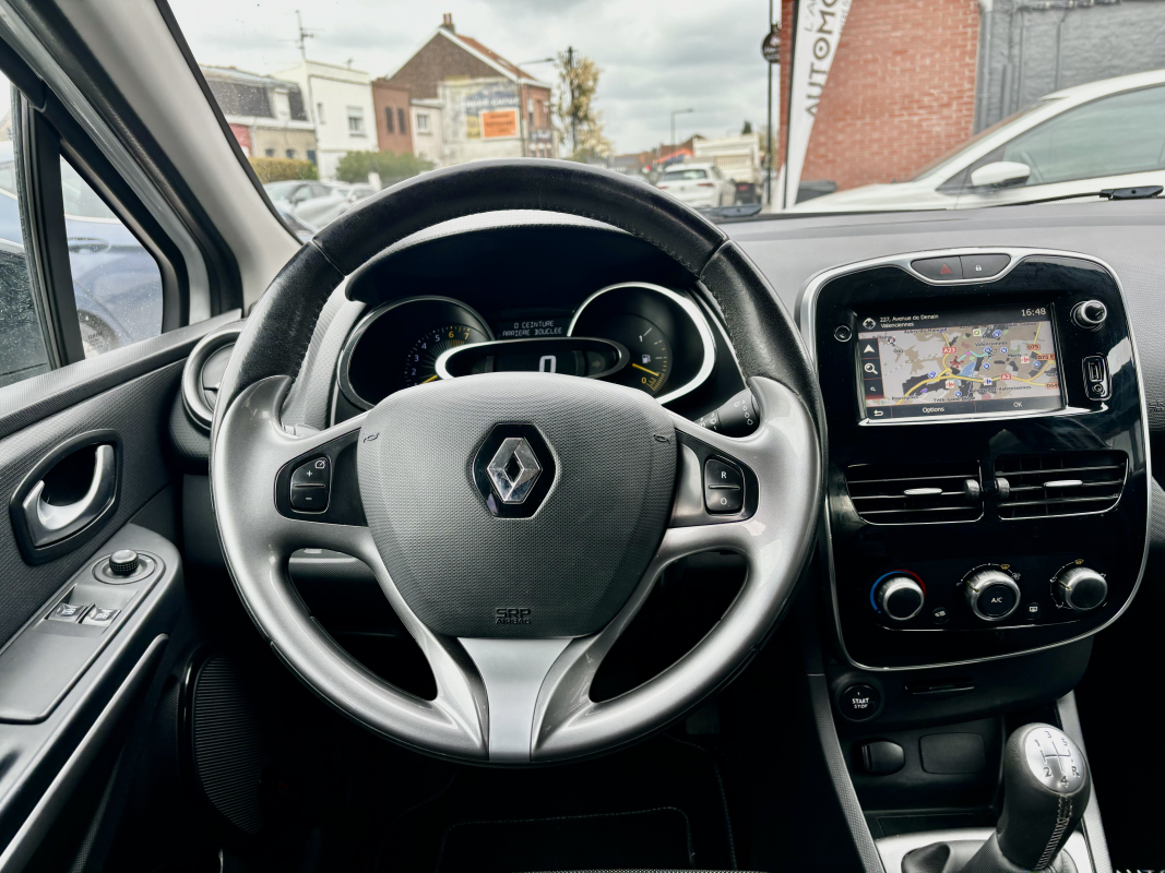 Renault Clio — 16