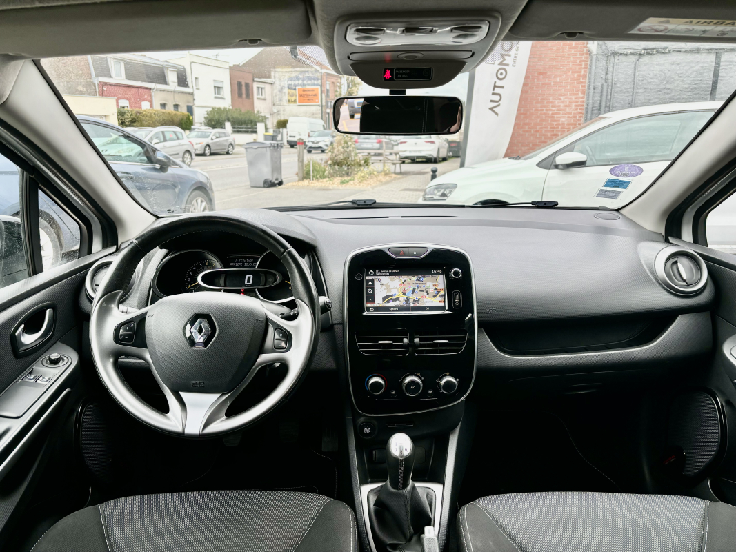 Renault Clio — 9