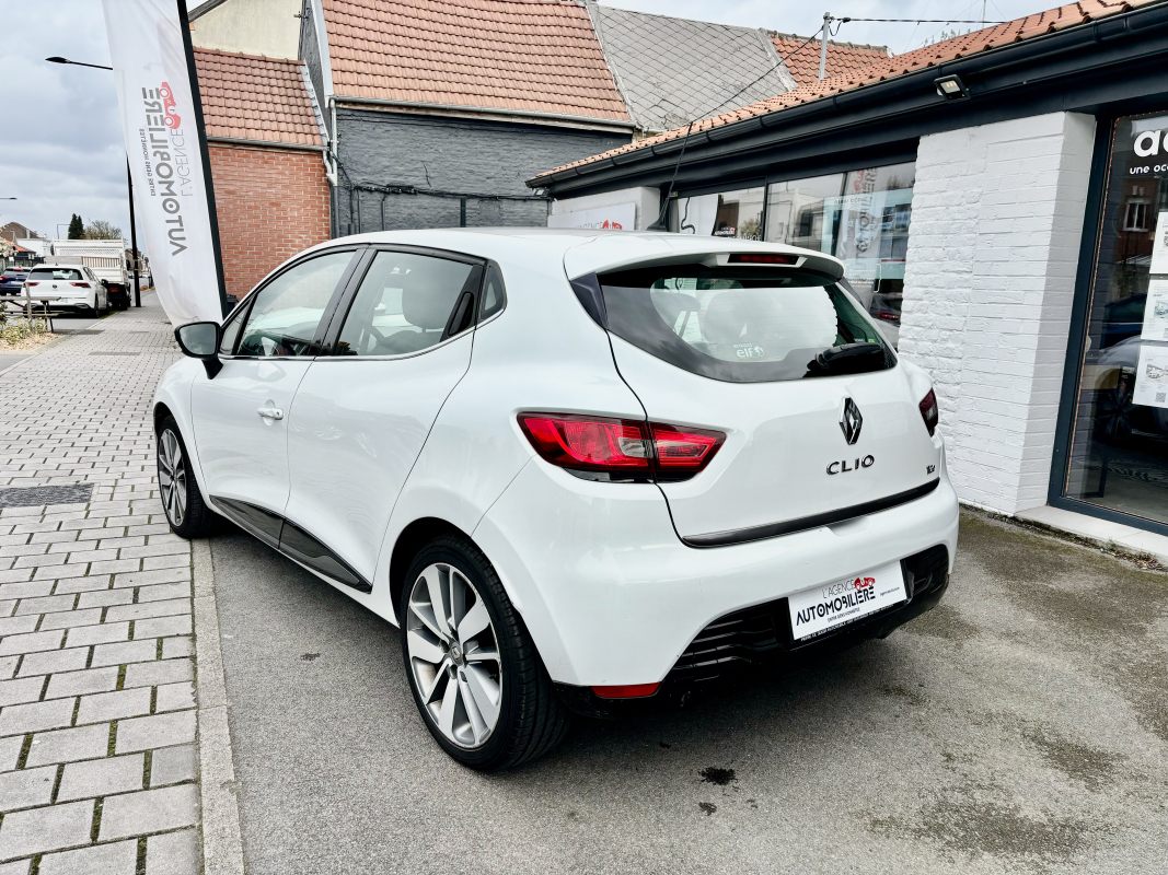 Renault Clio — 3