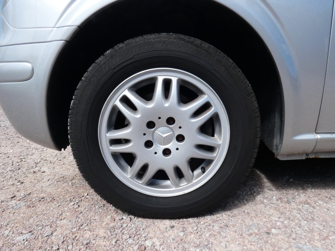 Mercedes Vito — 25