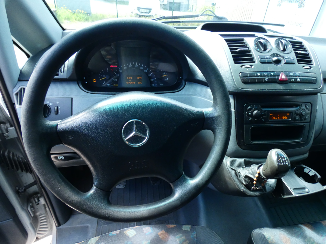 Mercedes Vito — 21
