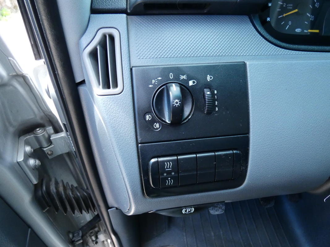 Mercedes Vito — 20