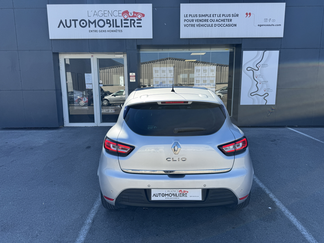 Renault Clio — 6