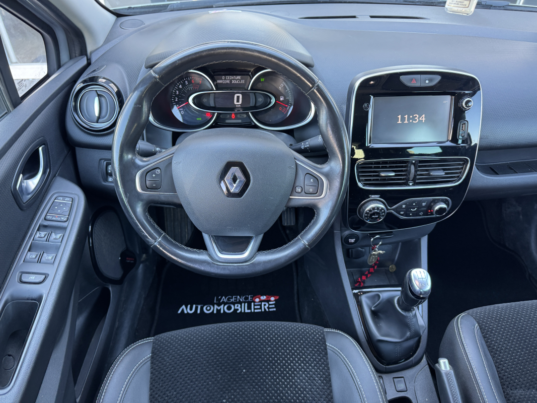 Renault Clio — 9