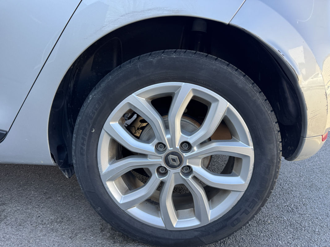 Renault Clio — 29